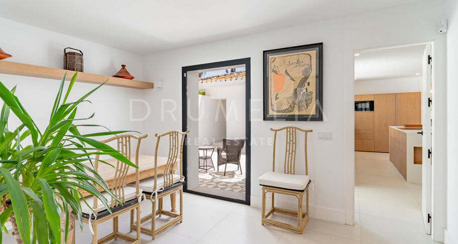 Gerenoveerde villa aan het strand in Casasola