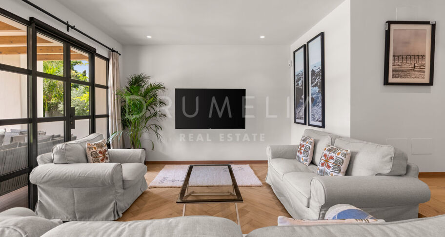 Villa 4 chambres avec piscine et vue sur la montagne en location longue duree a Nagueles, Golden Mile