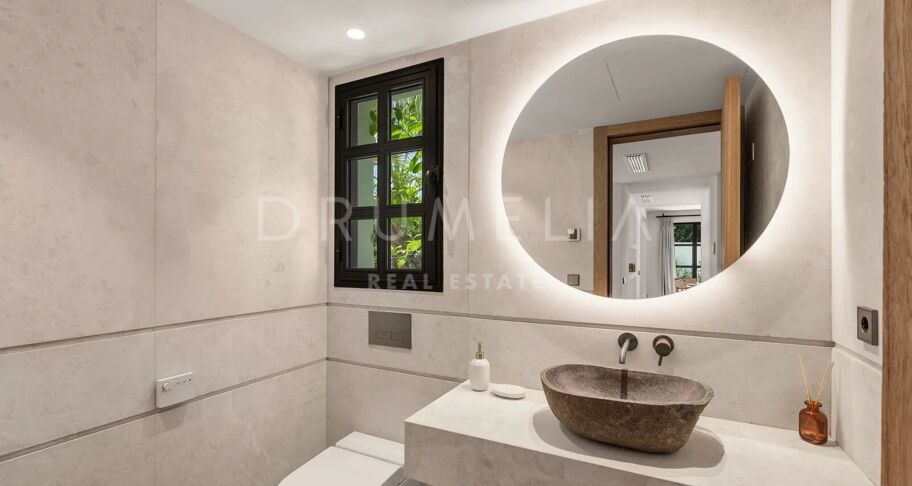 Villa 4 chambres avec piscine et vue sur la montagne en location longue duree a Nagueles, Golden Mile