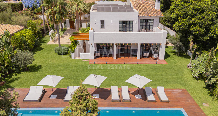 Villa 4 chambres avec piscine et vue sur la montagne en location longue duree a Nagueles, Golden Mile