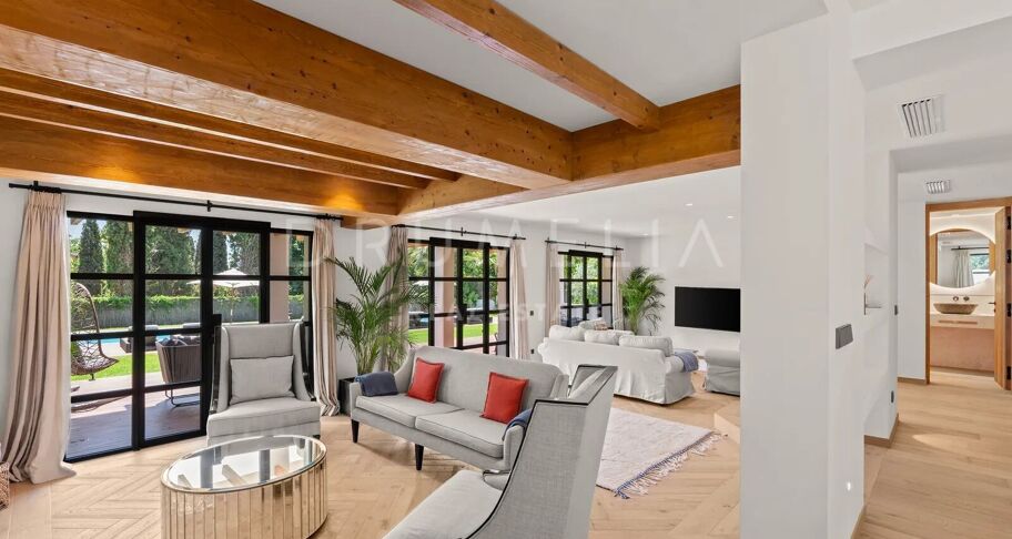 Villa 4 chambres avec piscine et vue sur la montagne en location longue duree a Nagueles, Golden Mile