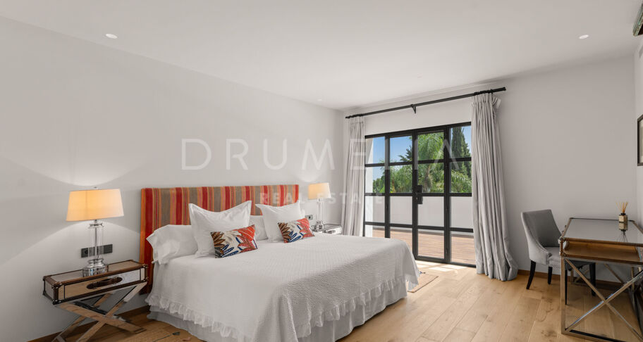 Villa 4 chambres avec piscine et vue sur la montagne en location longue duree a Nagueles, Golden Mile