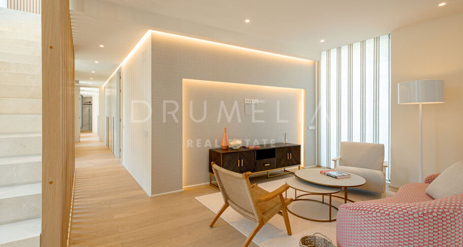 Villa te koop in Los Monteros Playa, Marbella Oost