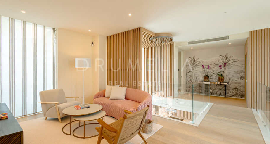 Villa te koop in Los Monteros Playa, Marbella Oost