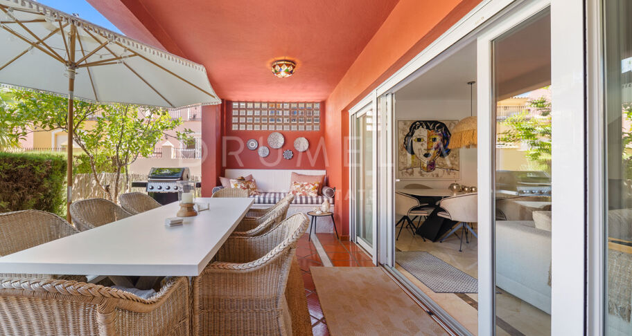 Rekkehus i Marbella Golden Mile, nær stranden