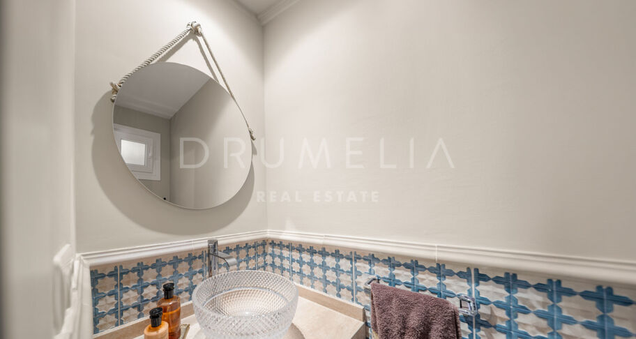 Rekkehus i Marbella Golden Mile, nær stranden