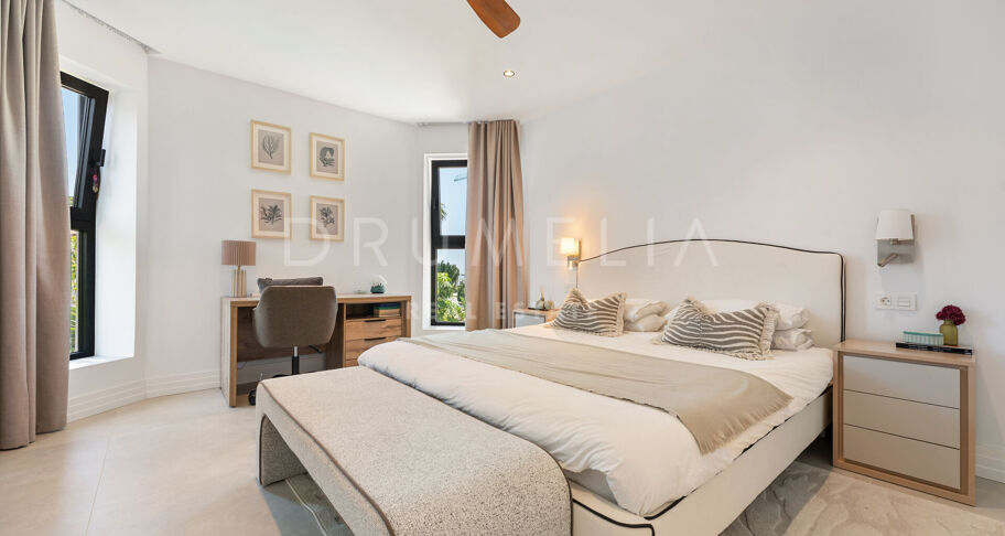 Nowa willa z sześcioma sypialniami w Bel Air, Estepona East