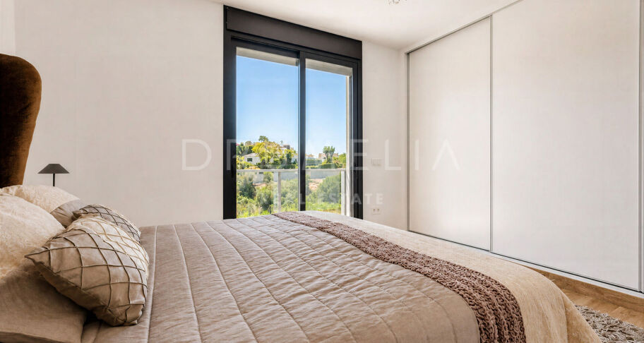Renovated villa in El Rosario with private pool and open views
