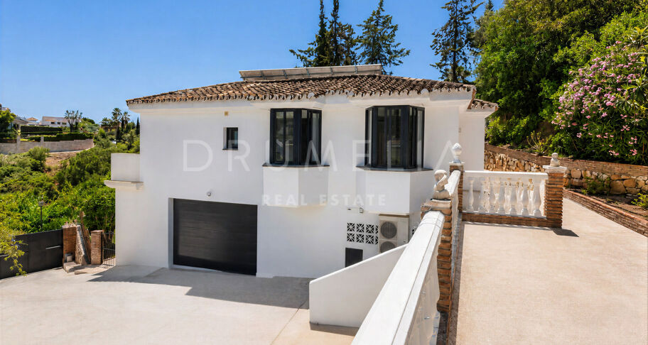Renovated villa in El Rosario with private pool and open views