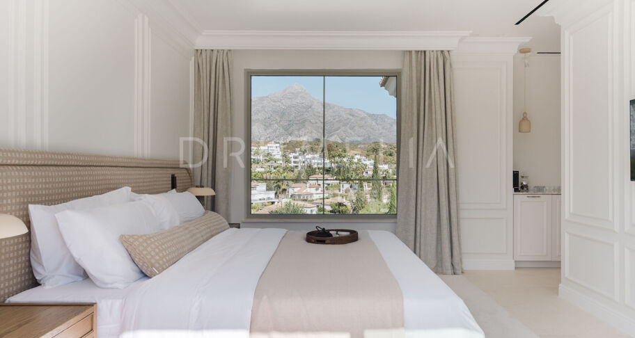 Villa rénovée à Golf Valley avec spa et salle de sport à Nueva Andalucía