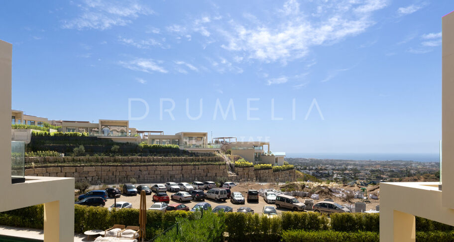 Villa contemporánea en Benahavís con vistas panorámicas al mar
