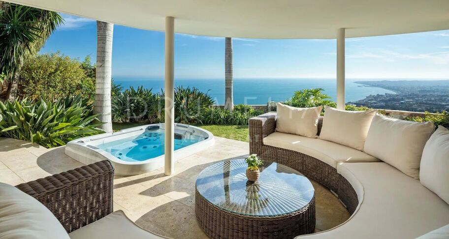 Exceptional Hillside Villa with Panoramic Sea Views in Benalmádena