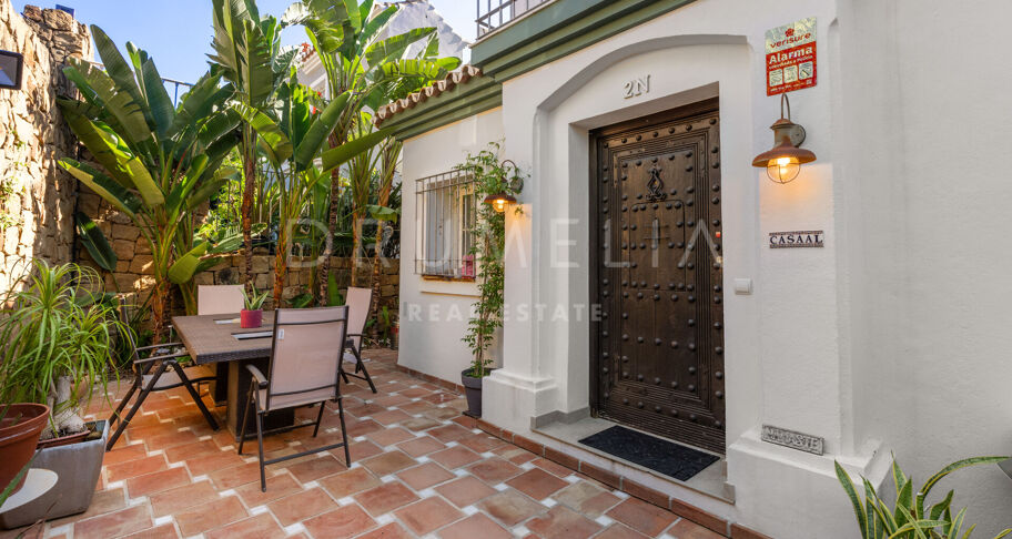 Reihenhaus zu verkaufen in Marbella Hill Club, Marbella Goldene Meile