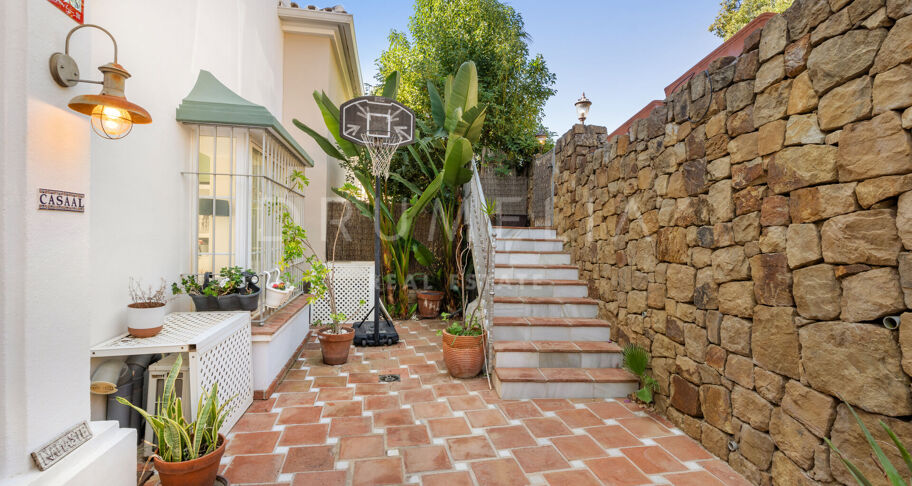 Reihenhaus zu verkaufen in Marbella Hill Club, Marbella Goldene Meile