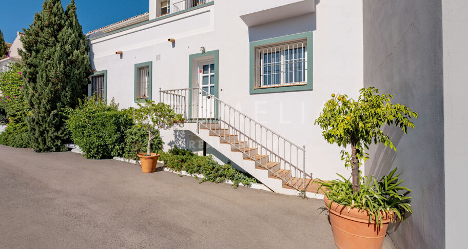 Reihenhaus zu verkaufen in Marbella Hill Club, Marbella Goldene Meile