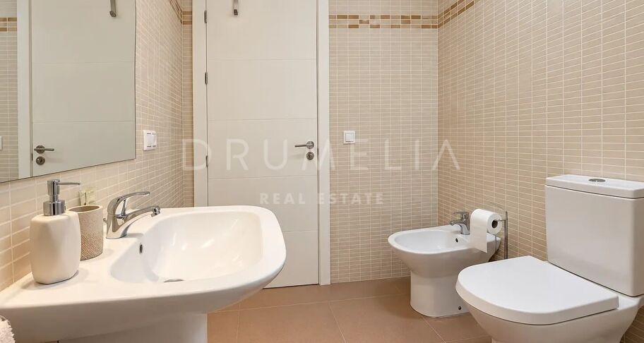 Apartamento con amplia terraza en Cosmo Beach