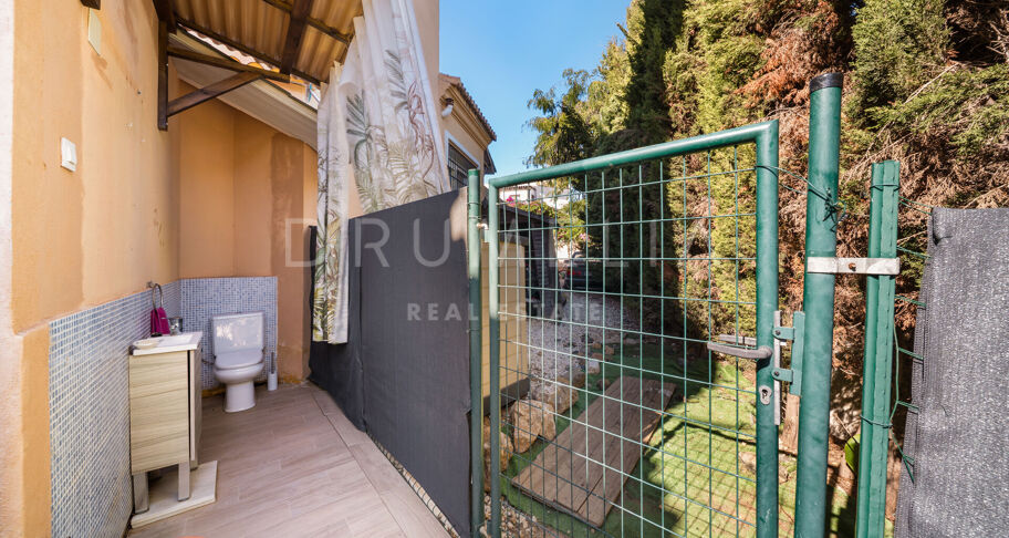 Andalusian Villa with Great Potential in Rodeo Alto, Nueva Andalucía