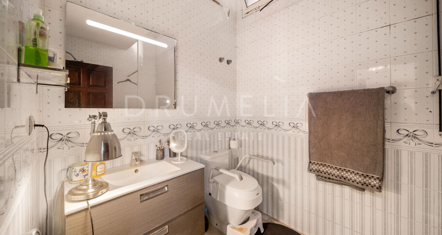 Andalusian Villa with Great Potential in Rodeo Alto, Nueva Andalucía