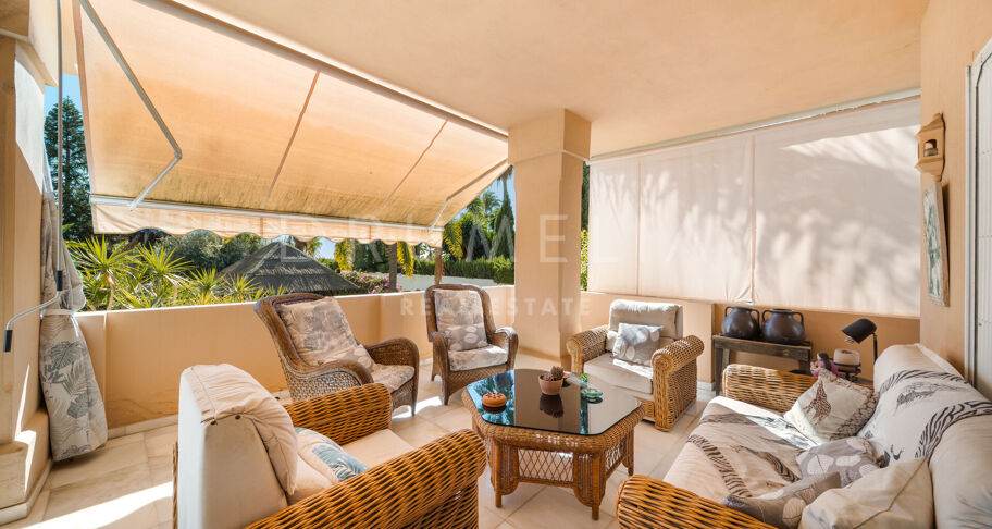 Andalusian Villa with Great Potential in Rodeo Alto, Nueva Andalucía