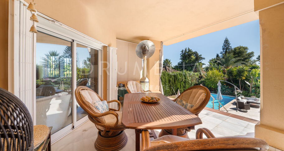 Andalusian Villa with Great Potential in Rodeo Alto, Nueva Andalucía