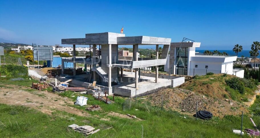 Villa zu verkaufen in Estepona