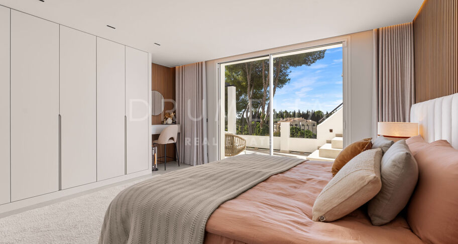 Renoviertes Duplex-Penthouse in erster Golflinie zum Verkauf in Los Balcones, La Quinta, Marbella