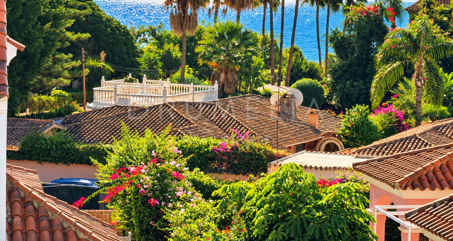 Brandneue, moderne Villa nahe dem Strand in San Pedro de Alcántara