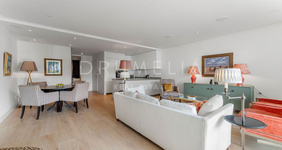 Elegantes Apartment in der prestigeträchtigen Marina de Puente Romano an der Goldenen Meile von Marbella