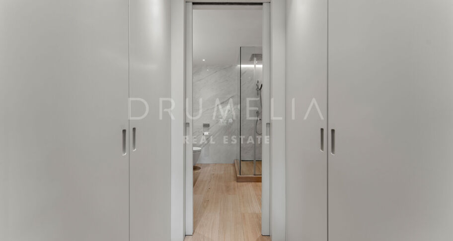 Elegantes Apartment in der prestigeträchtigen Marina de Puente Romano an der Goldenen Meile von Marbella