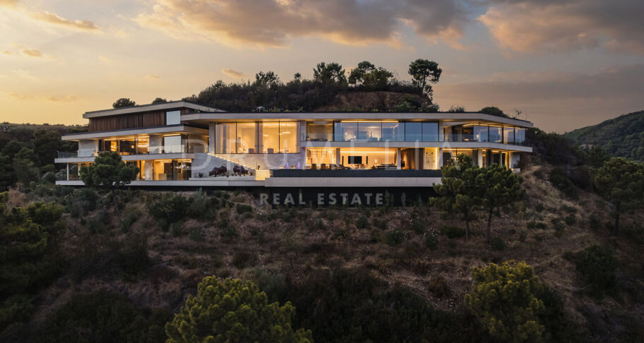 Casa Cuiabá - New eco-friendly modern luxury villa with panoramic sea views in fabulous Monte Mayor, Benahavis