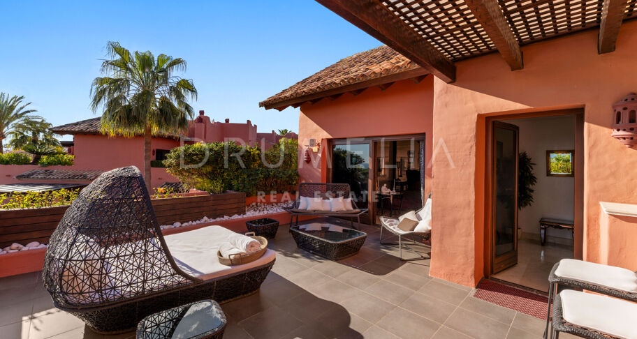 Niezwykły Triplex przy plaży w Torre Bermeja, Estepona