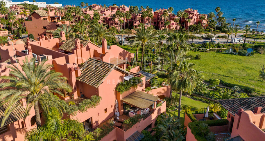 Niezwykły Triplex przy plaży w Torre Bermeja, Estepona