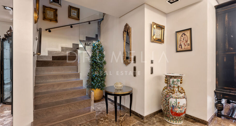 Niezwykły Triplex przy plaży w Torre Bermeja, Estepona