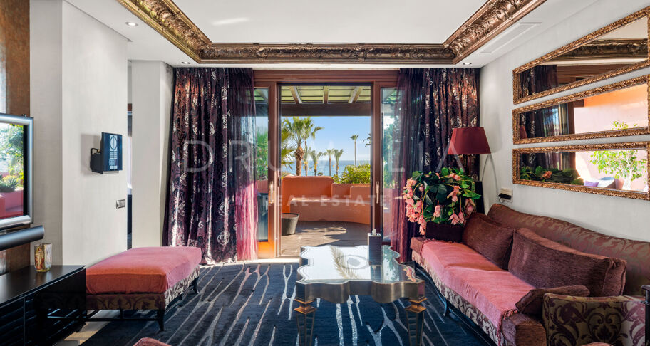 Niezwykły Triplex przy plaży w Torre Bermeja, Estepona