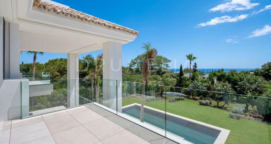 Majestätisk modern villa med panoramautsikt i Rocío de Nagüeles, Golden Mile