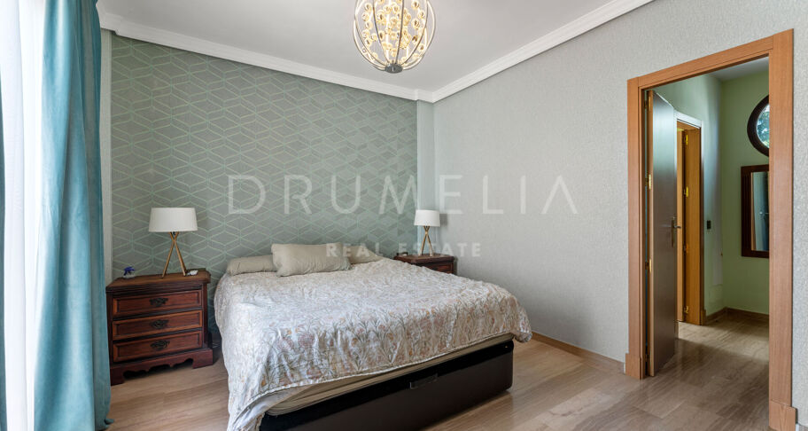 Charmante villa in mediterrane stijl in Casasola, Estepona