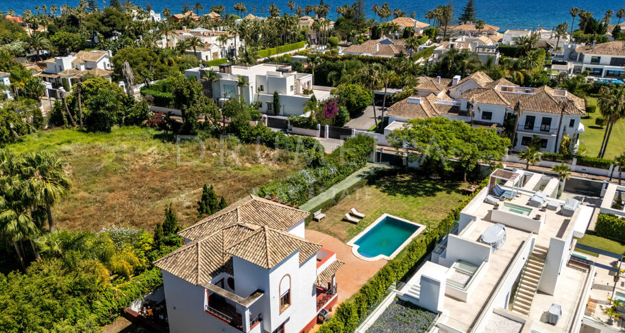 Charmante villa in mediterrane stijl in Casasola, Estepona