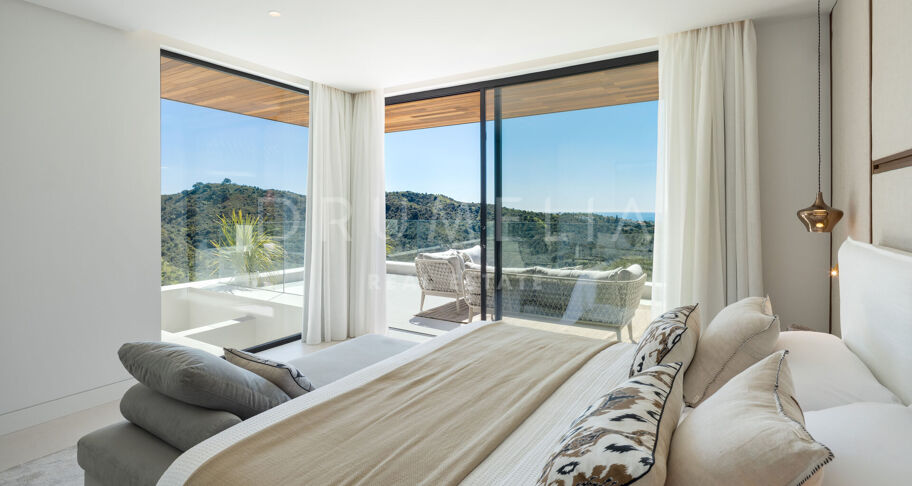 Norwegian Moderne villa med panoramautsikt over havet i Lomas de La Quinta