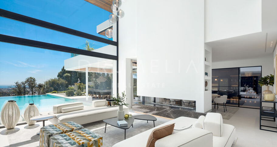 Norwegian Moderne villa med panoramautsikt over havet i Lomas de La Quinta
