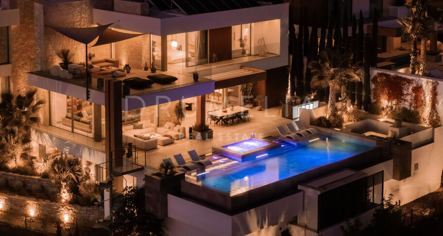 Panoramautsikt og Privat Spa i Eksklusiv Villa i La Quinta