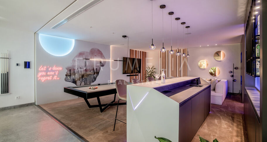 Panoramautsikt og Privat Spa i Eksklusiv Villa i La Quinta