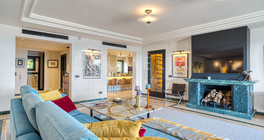 Impresionante Ático Dúplex Orientado al Sur en Monte Paraíso Country Club, Marbella