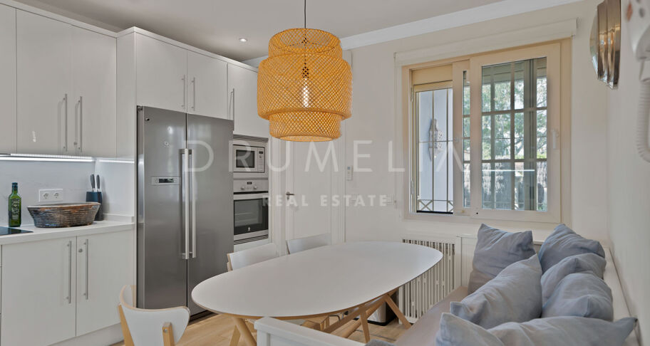 Investeringspotentieel: 7 Bed- Villa op loopafstand van het strand in Puerto Banus