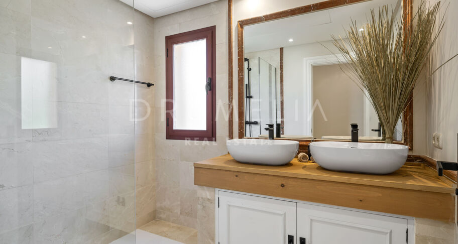 Volledig gerenoveerde luxe villa in Alzambra, Nueva Andalucia, Marbella