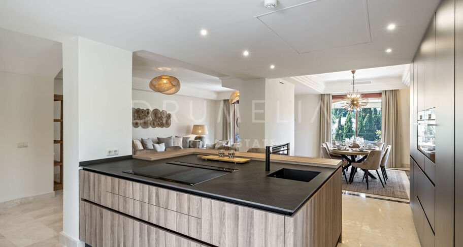 Volledig gerenoveerde luxe villa in Alzambra, Nueva Andalucia, Marbella