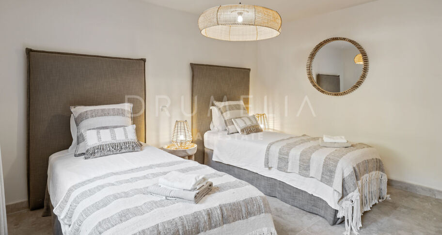 Volledig gerenoveerde luxe villa in Alzambra, Nueva Andalucia, Marbella