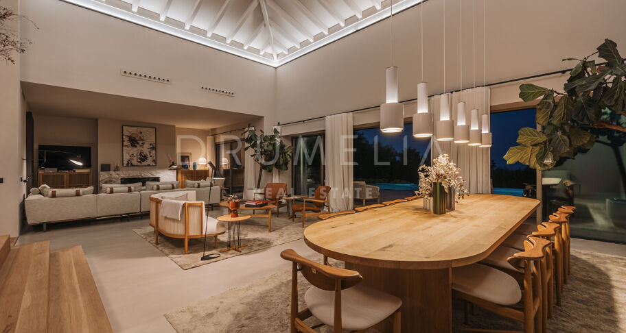 VILLA SERENA - Luxury home with magnificent sea views in La Zagaleta, Benahavis