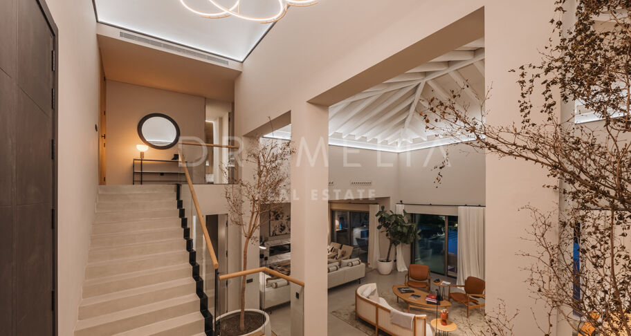 VILLA SERENA - Luxury home with magnificent sea views in La Zagaleta, Benahavis