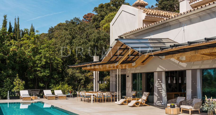VILLA SERENA - Luxury home with magnificent sea views in La Zagaleta, Benahavis