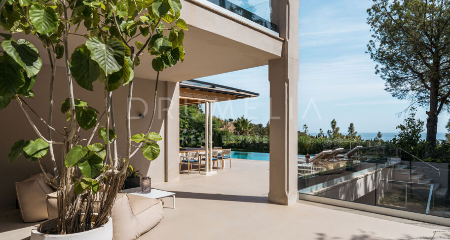 VILLA SERENA - Luxury home with magnificent sea views in La Zagaleta, Benahavis